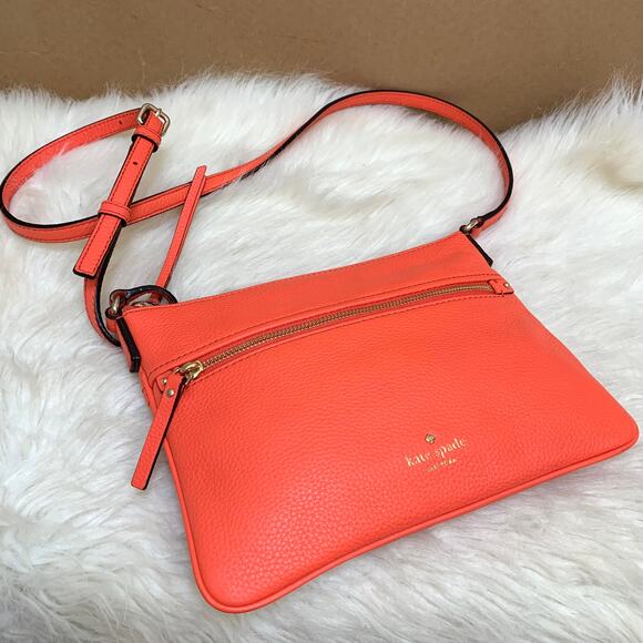 KATE SPADE New York Jackson St GABRIELE Pebbled Leather Crossbody in Warm Guava - Picture 3 of 16